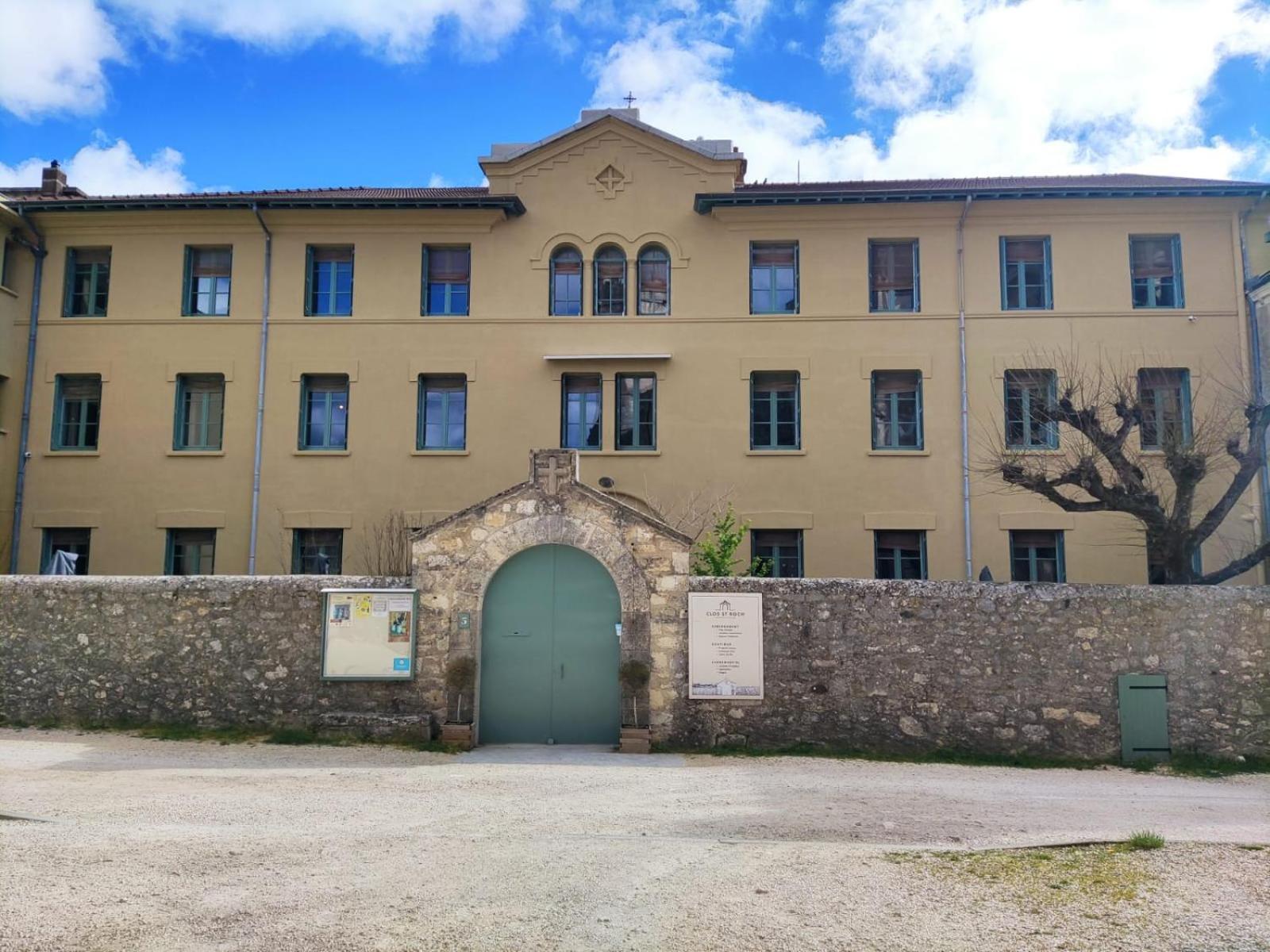 Viviers Gite D'Etape Et De Groupe Du Clos Saint Roch المظهر الخارجي الصورة